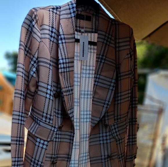 CBR beautiful & elegant Blazer - Picture 7 of 14